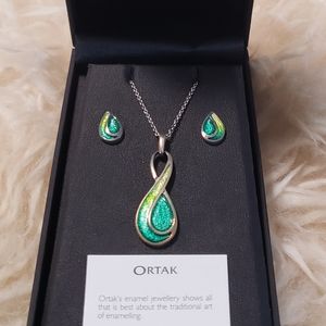 Ortak Sterling Silver Cedar necklace and earrings set